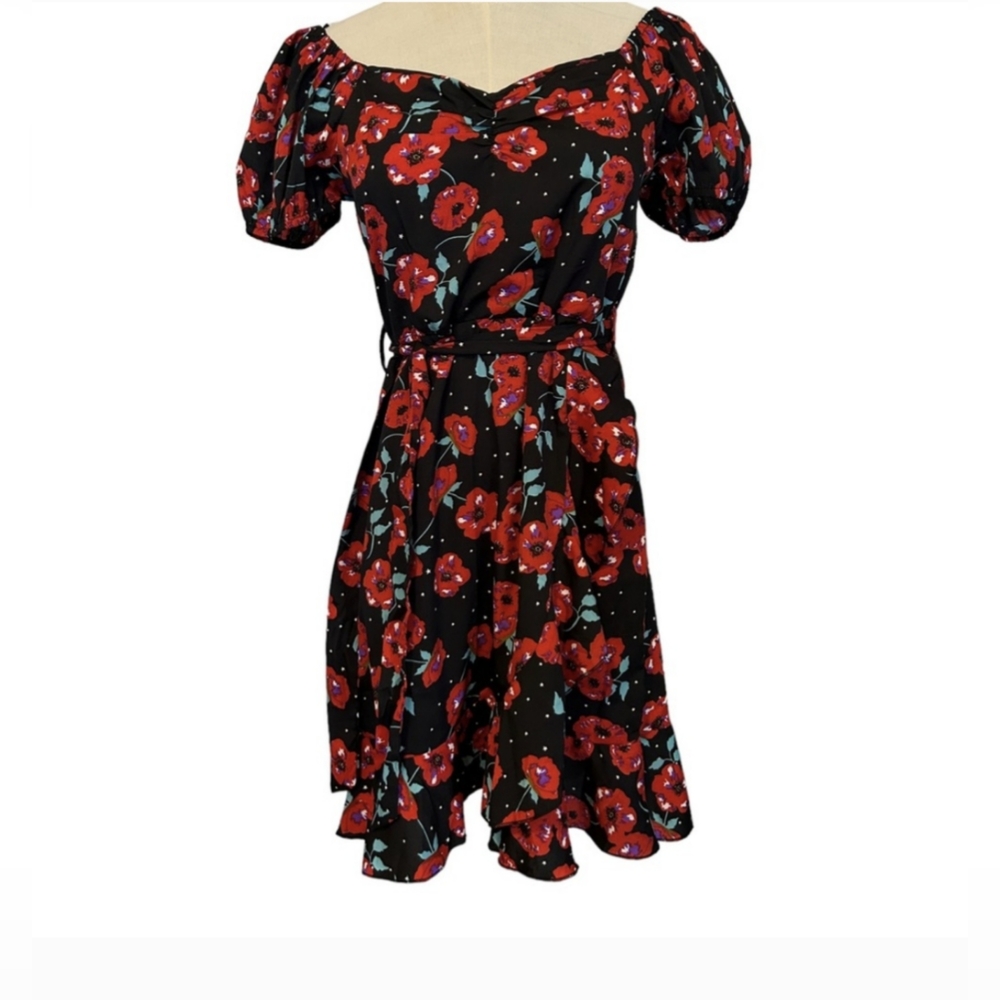 QED London, floral, tie waist, elastic shoulders,black w red/floral dress-size S
